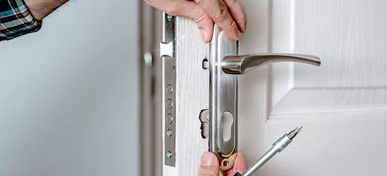 Front Door Knob Repair in Land O' Lakes, FL